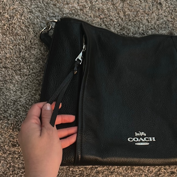 Vintage Coach Black Leather Shoulder Bag - Picture 5 of 10